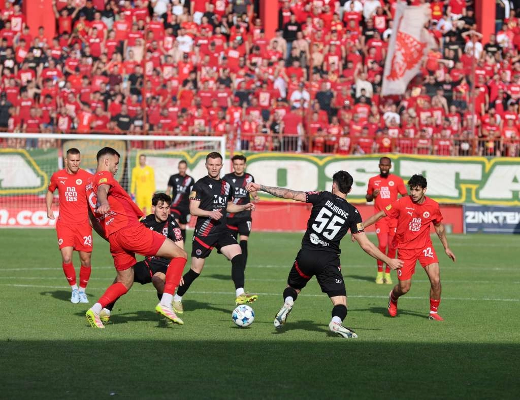 Zrinjskom četvrti trofej Kupa BiH, incidentni uzvrat finala na stadionu Rođeni obilježio prekid